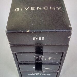Givenchy Le Prismes Travel Kit, Eyes, Face, Blush & Applicators Made in Italy